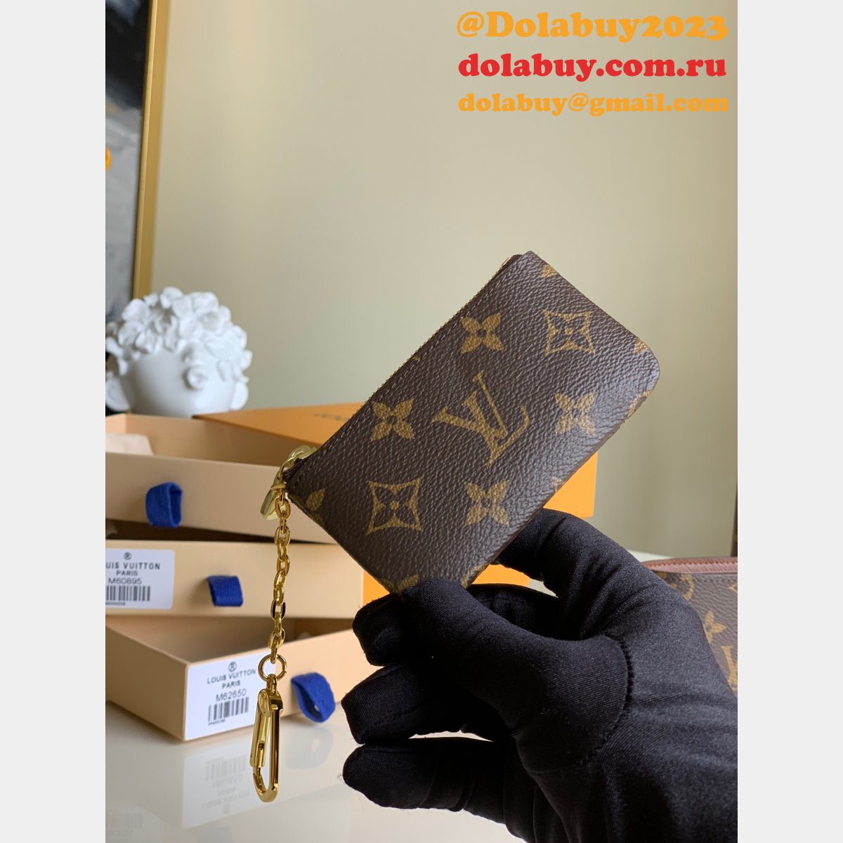 Louis Vuitton Luxury Key Pouch Monogram M62650 Keychain Wallet