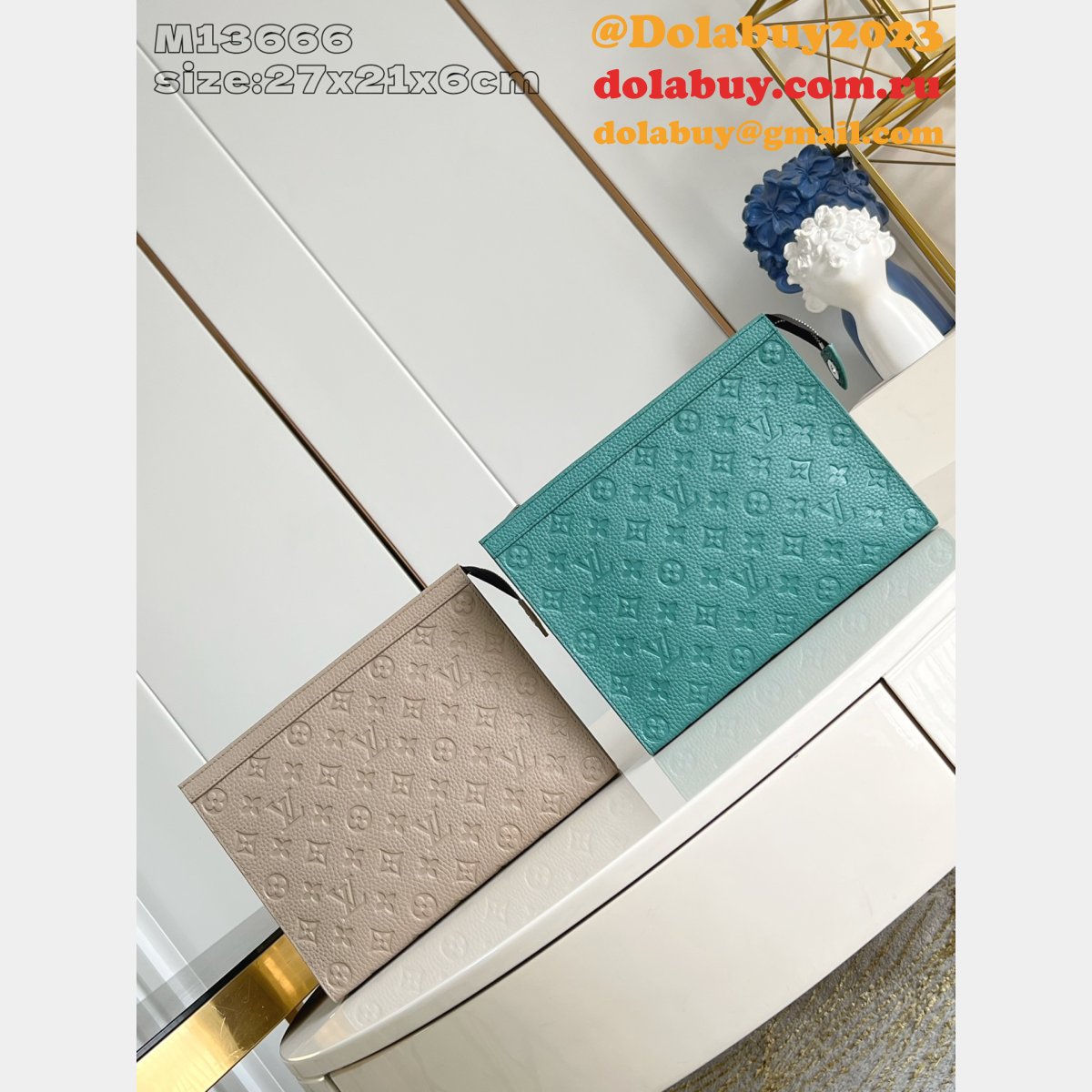 Louis Vuitton Pochette Voyage M13666 Duplicate Taïga Bag
