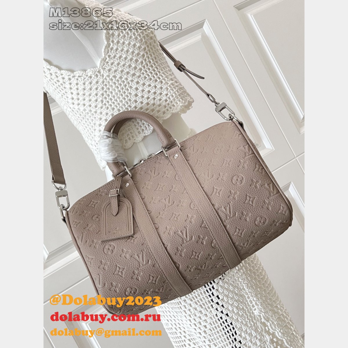 Keepall Bandoulière 35 Taurillon Monogram M13865 Louis Vuitton Travel Bag