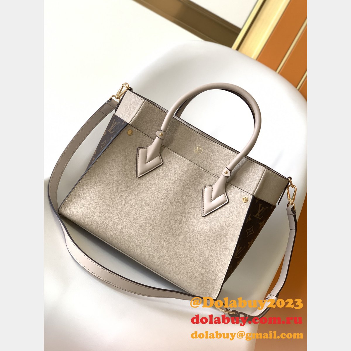 Perfect Louis Vuitton On My Side PM M53823 Handbag