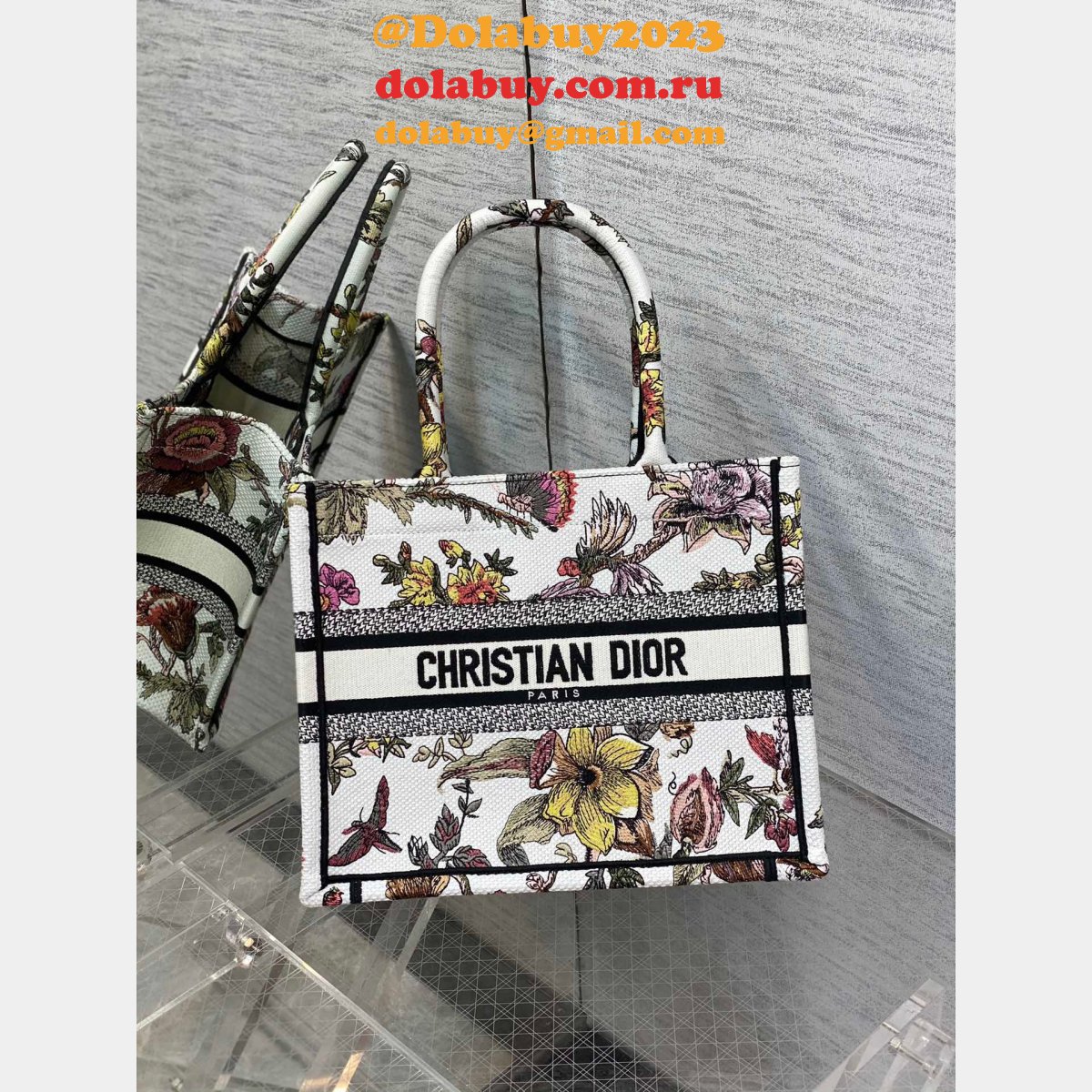Christian Dior 26.5/36/41.5CM AAA+ Replica Canvas CD Book Tote Bag