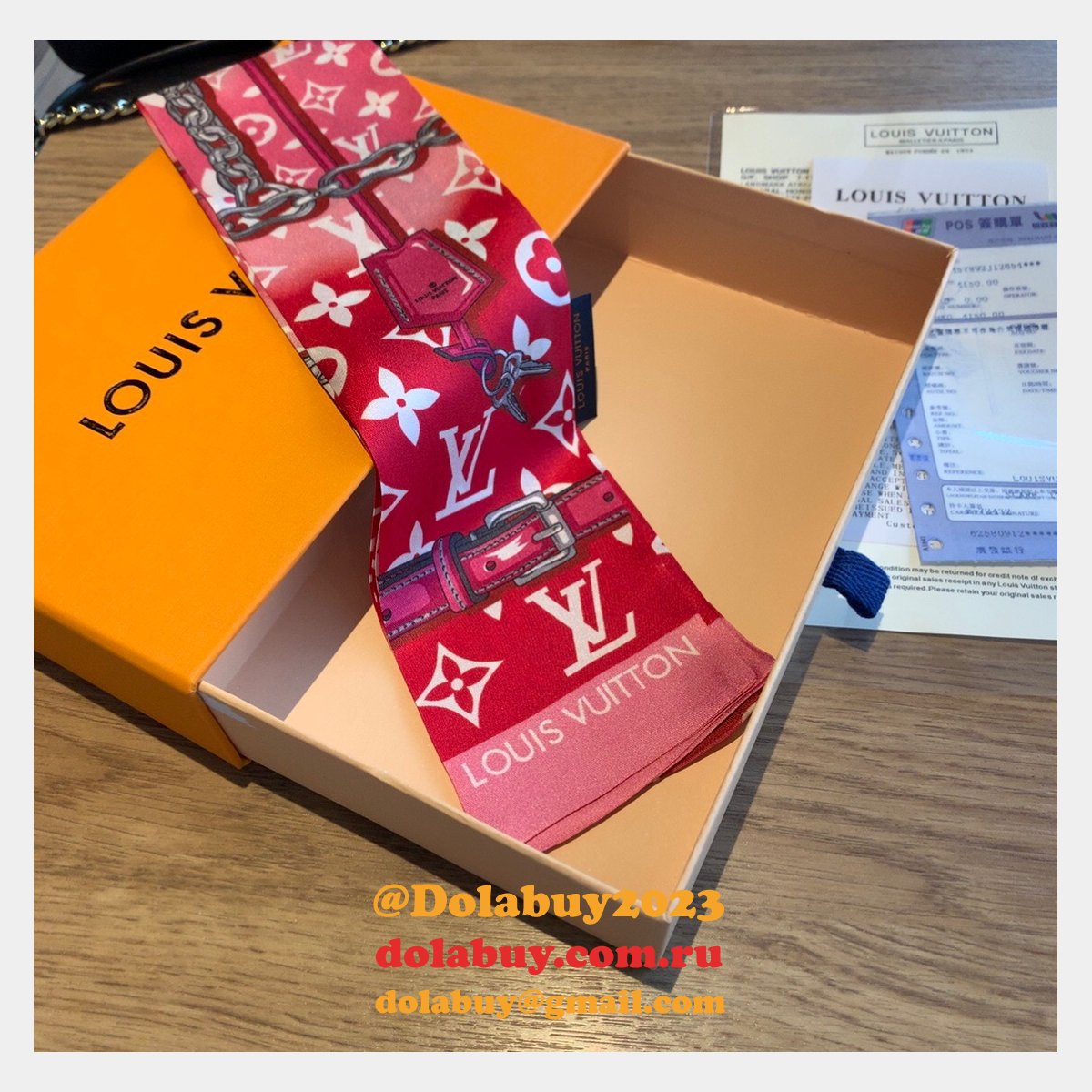 Top Quality Louis Vuitton Monogram Scarves