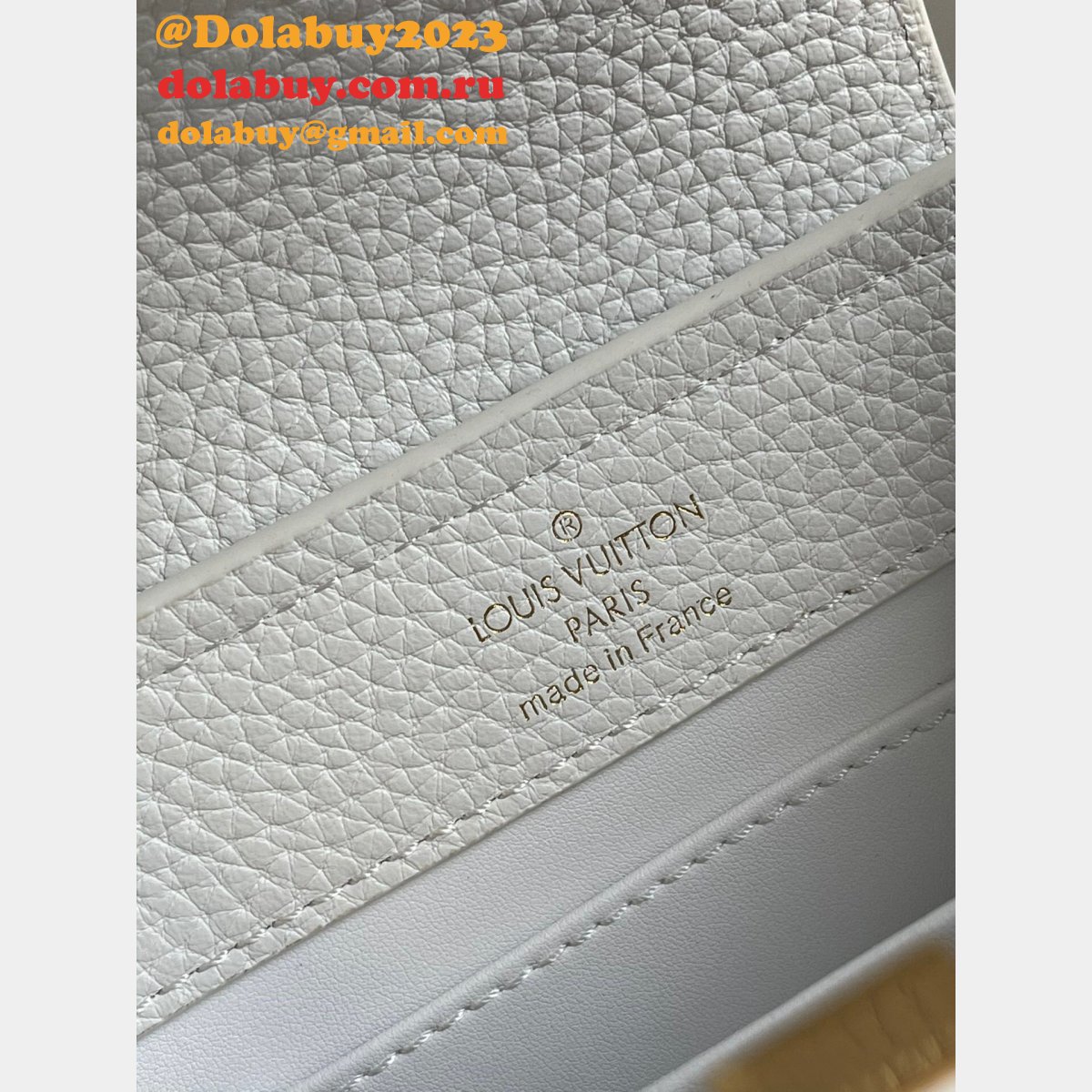 Designer Louis Vuitton Replica Black/White Capucines Mini Capucines M56669 Handbags