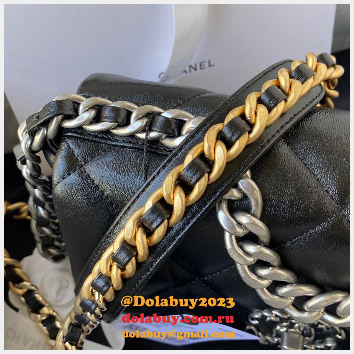 Replica Suppliers Black/Gray Quilted Leather 26/30CM 19 Flap AS1161 Bag