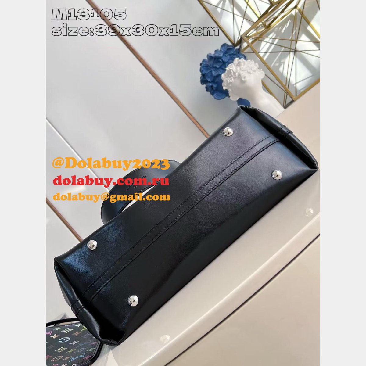 Fashion Louis Vuitton Fake Vibe CarryAll Cargo M25143 Bag