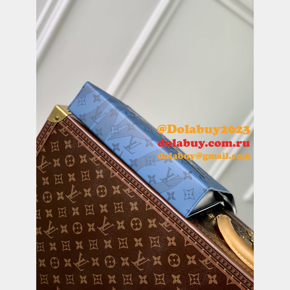 Pochette Voyage Men Duplicate Louis Vuitton M22763 AAA+ Bag