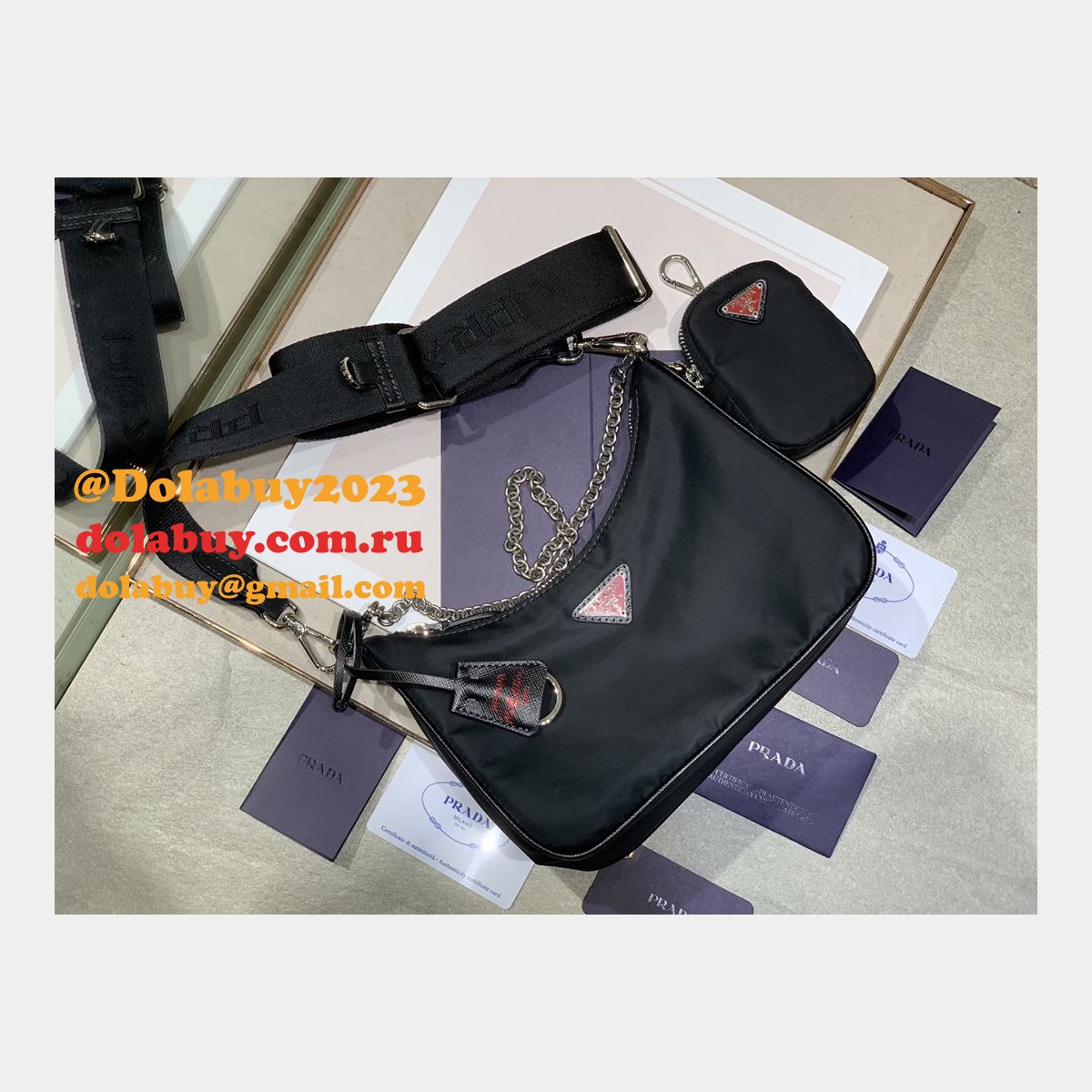 AAA+ Prada Tessuto Nylon Hobo Replica 475660 Bag