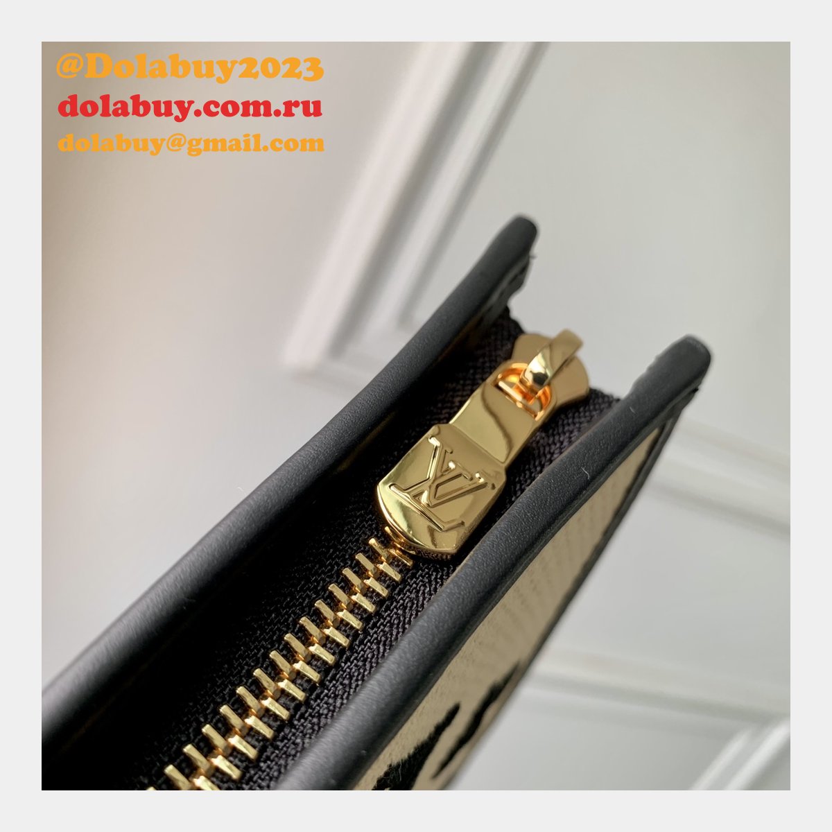 Toiletry Pouch On Chain M82521 Top Louis Vuitton Replica Bag