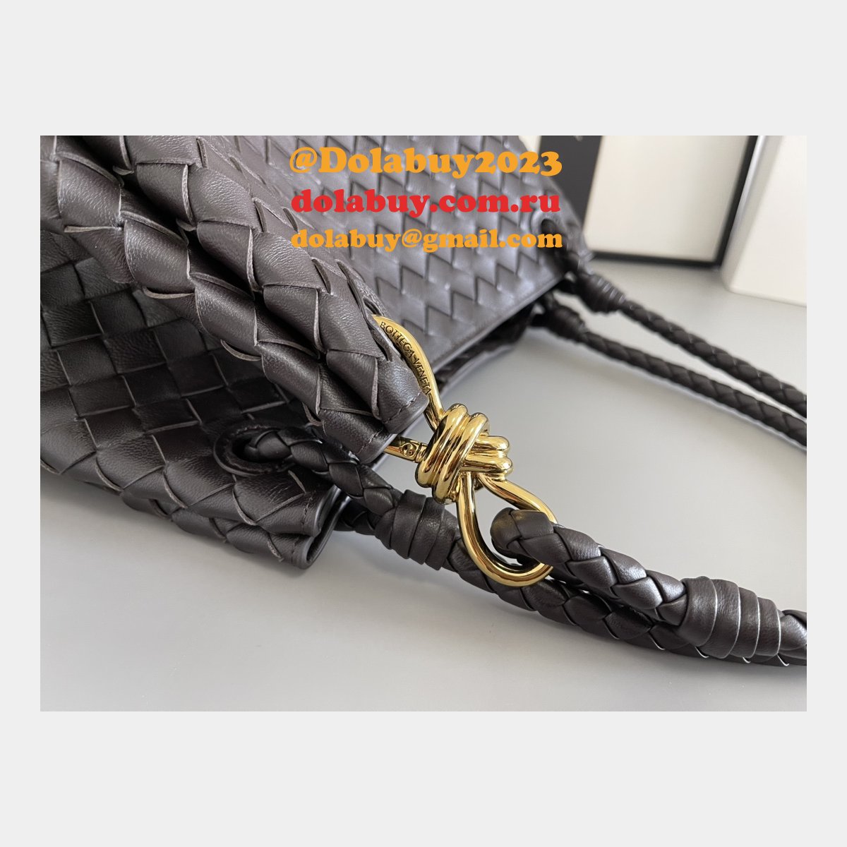 Luxury BV intrecciato 796571 Braided leather shoulder bag