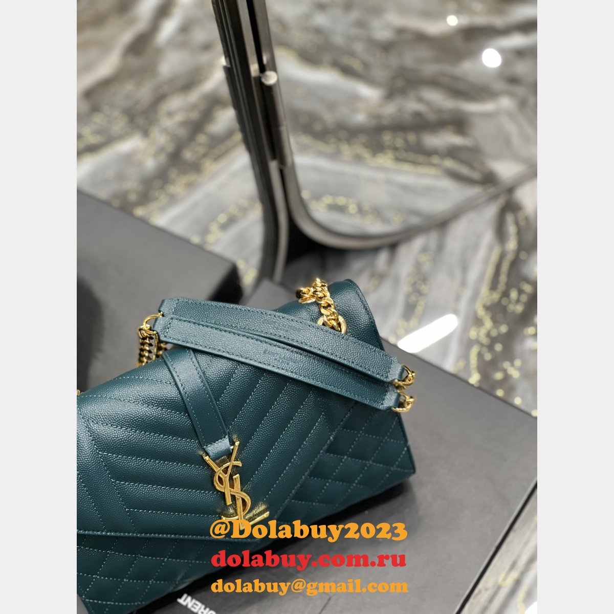 YSL 487206/526286 Envelope Chain Bags Replica Sale online