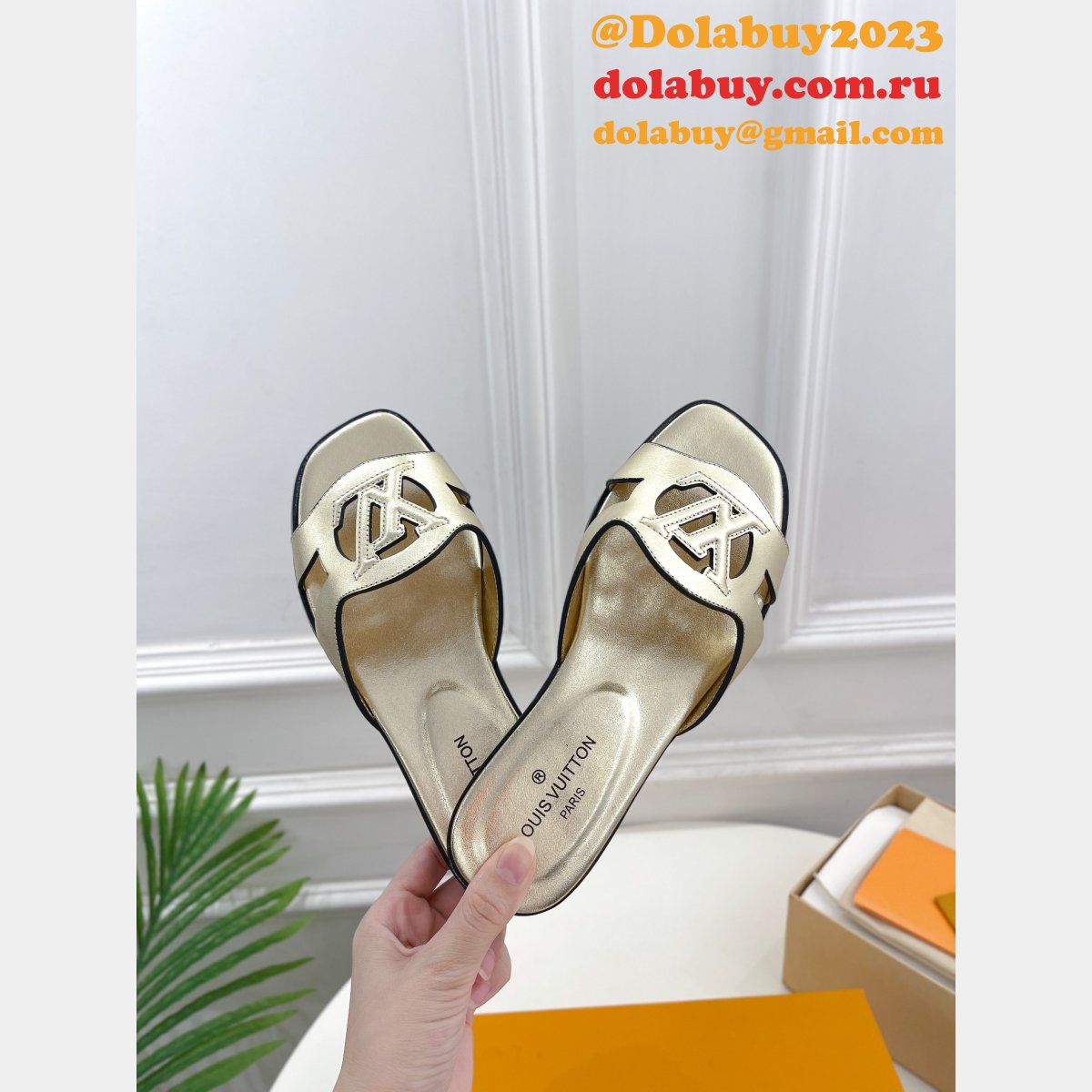 Top Quality LV Isola Flat Mule women style