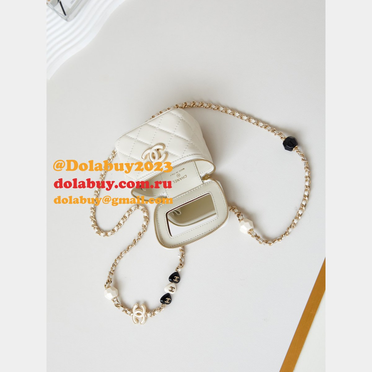 Replica Designer Enamel Love Makeup Lipstick Box AP3230 Bag