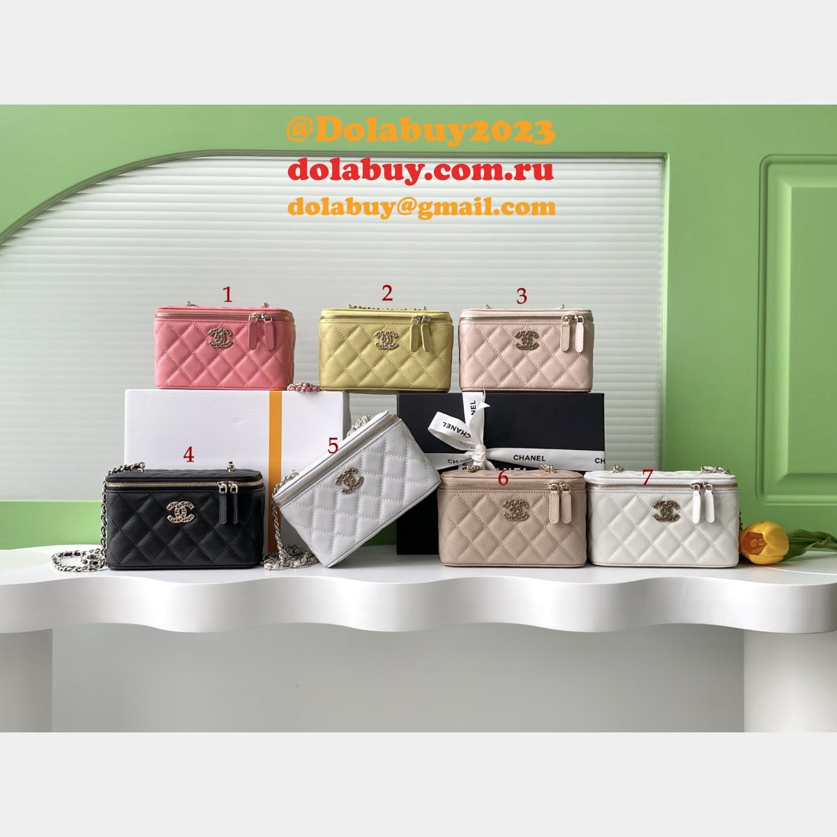Luxury Long Vanity AP4530 Replica Chain Shiny Bag
