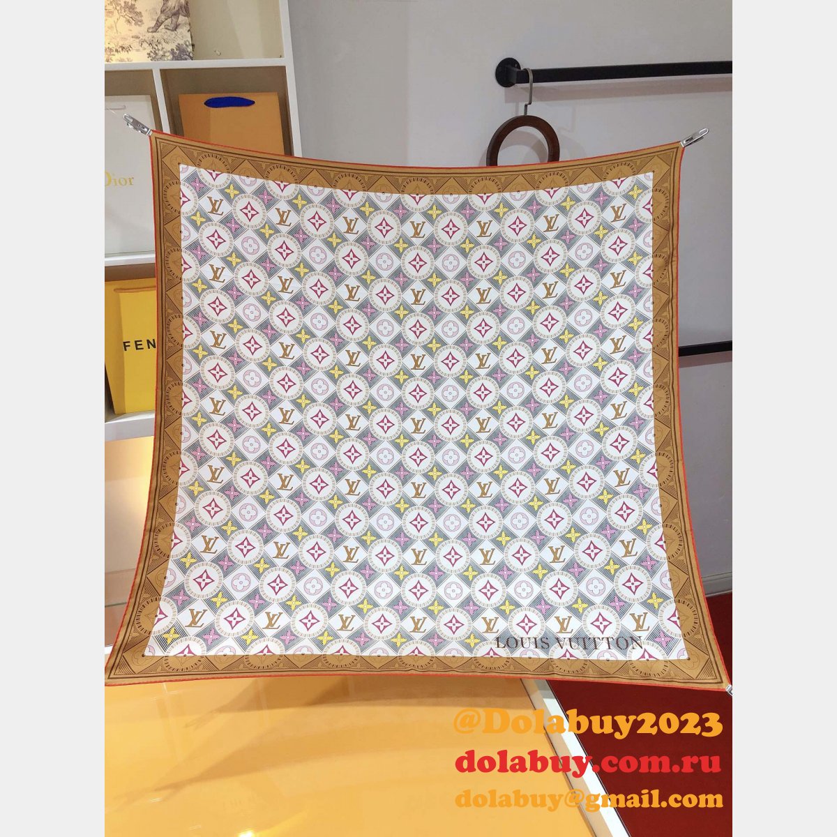 Louis Vuitton Double silk Scarves and Shawls Collection for Women