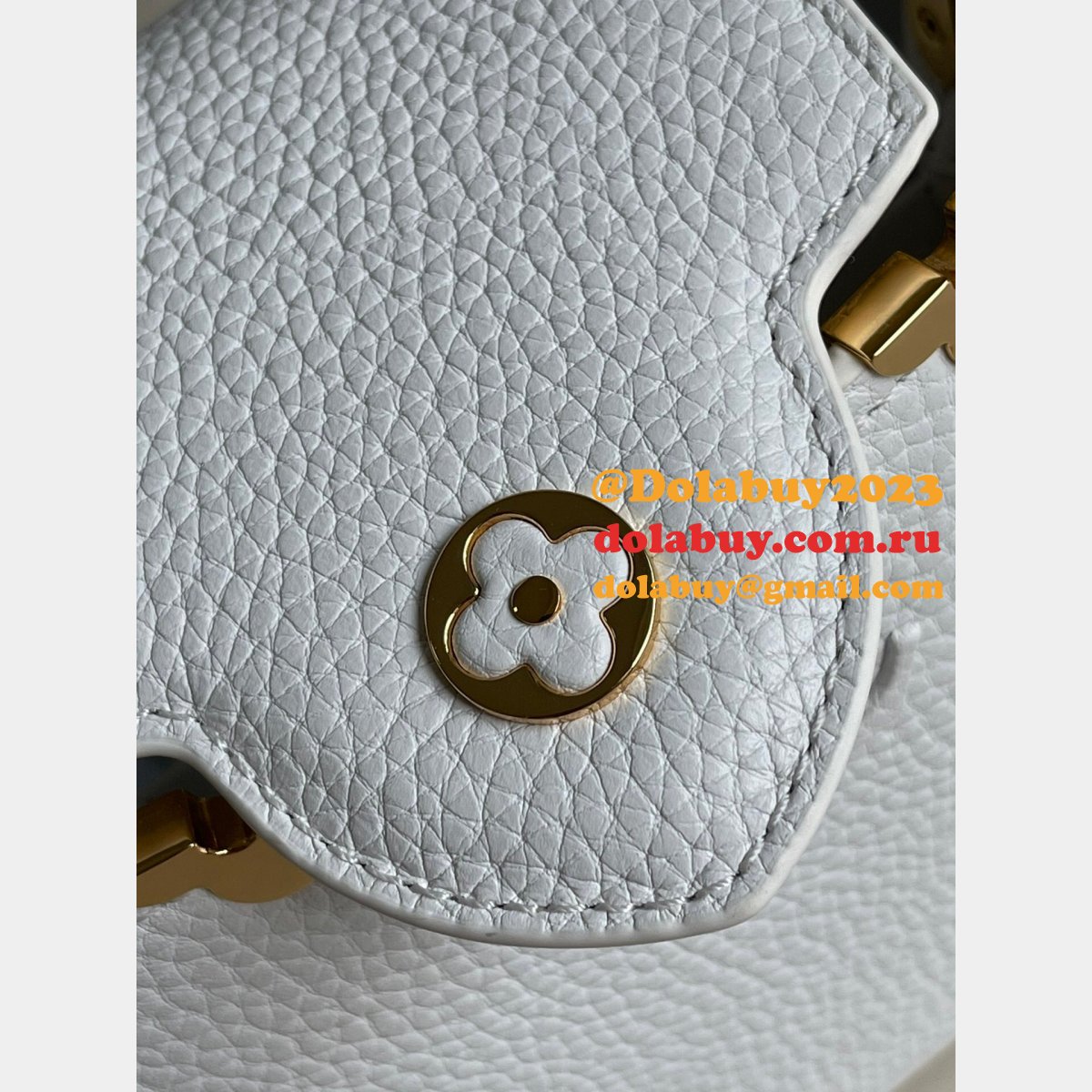 Designer Louis Vuitton Replica Black/White Capucines Mini Capucines M56669 Handbags