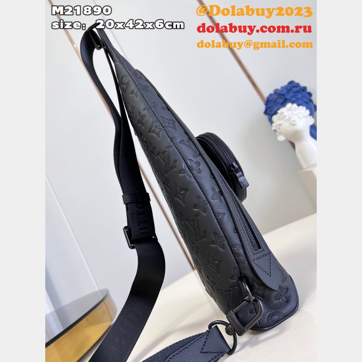 Louis Vuitton 7 Star M21890 Designer Duo Slingbag G65 Replica Bag