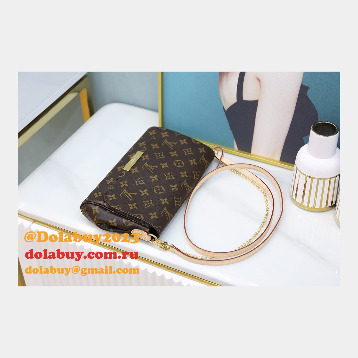 Louis Vuitton Favorite Monogram Canvas M40718 Replcias Handbagss