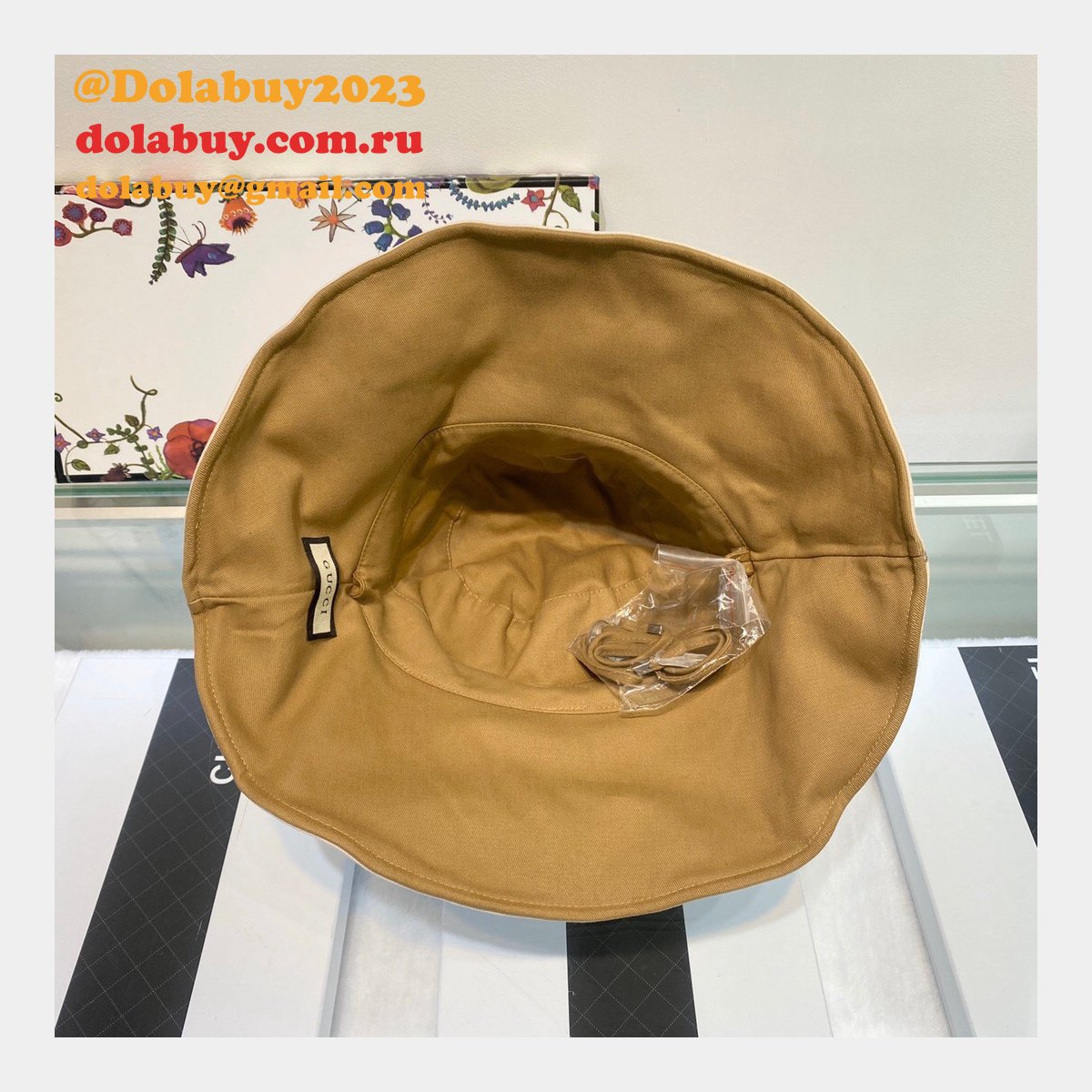 fake G*u*i wearable on both sides hats