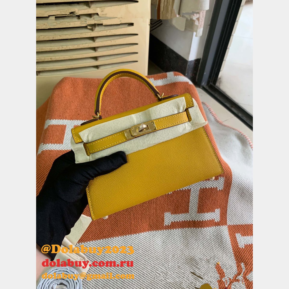 Replica Hermes  Yellow Mini Kelly Handbag Epsom leather
