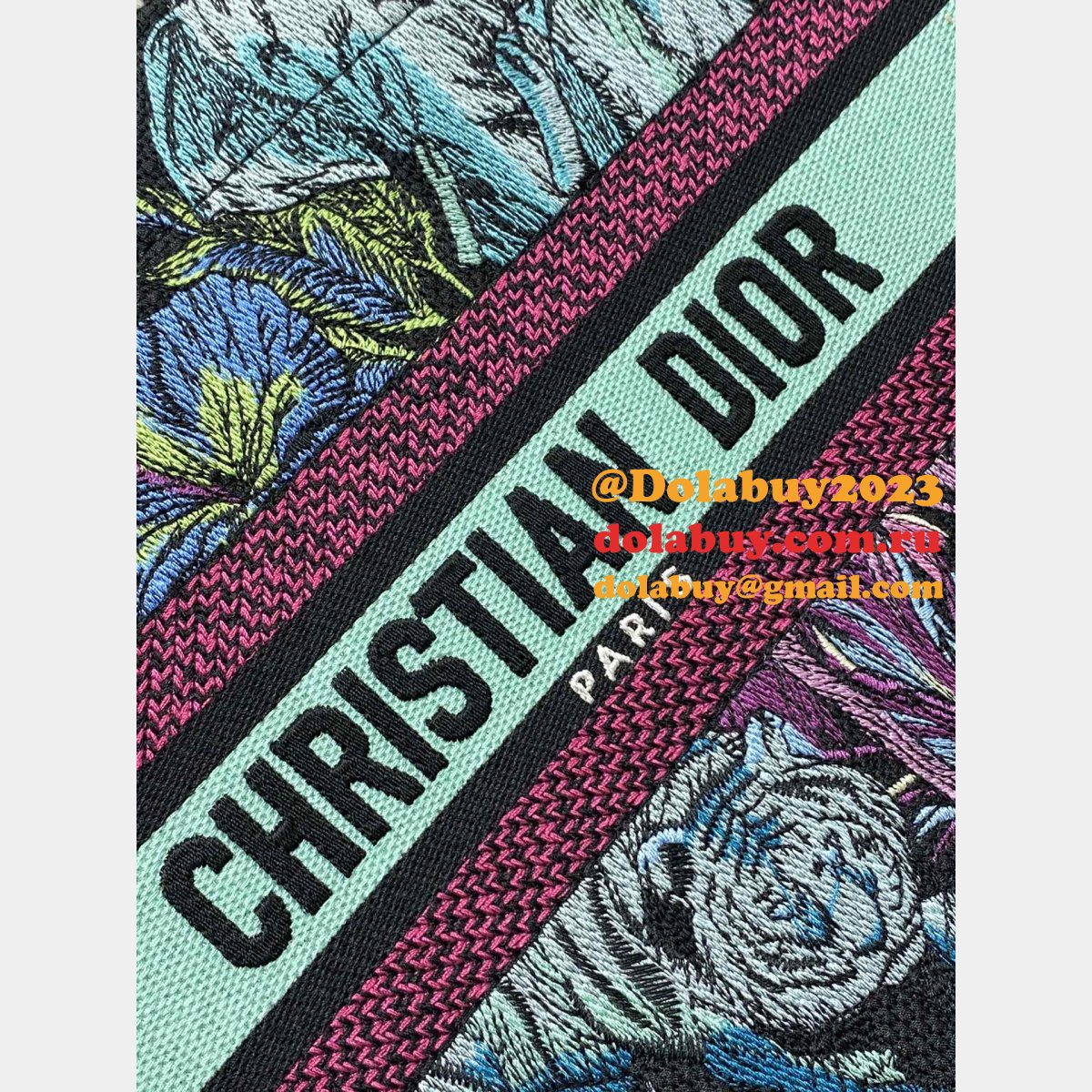 Top-Quality Fake CD Book Tote Dior Affordable Luxury Bags