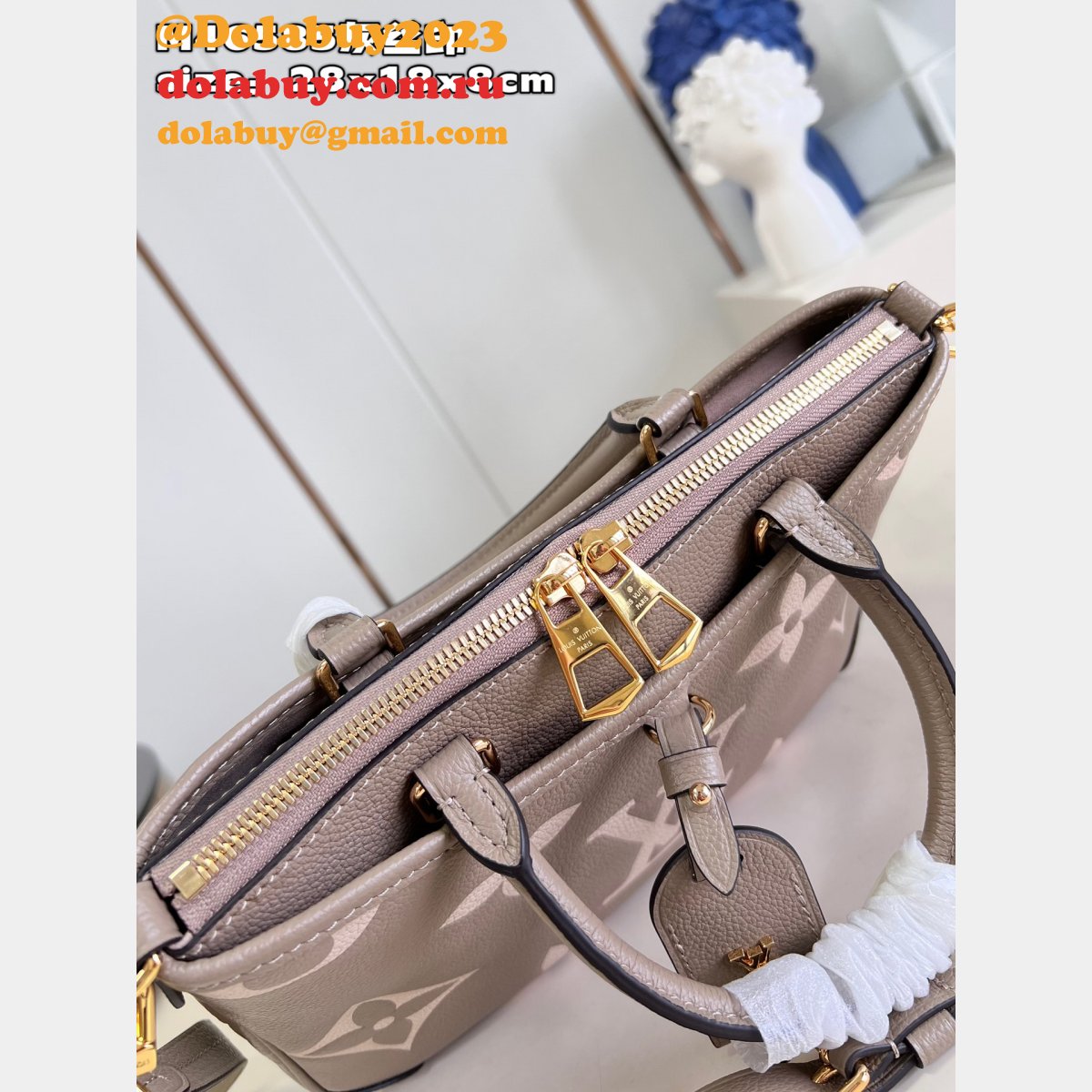 Trianon Louis Vuitton Replica M46585 Monogram Empreinte Bag