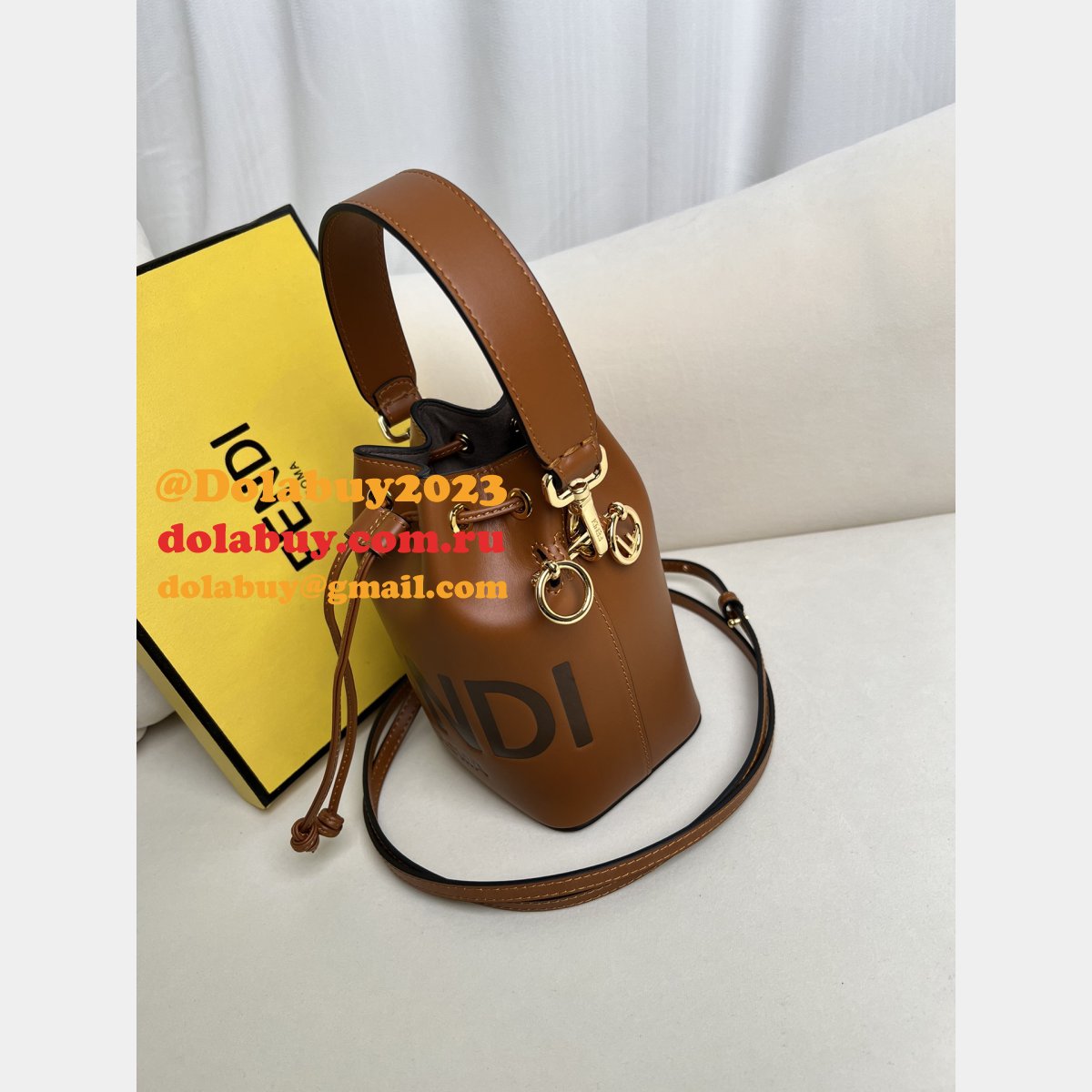 wholesale F**di mon tresor small bucket bag