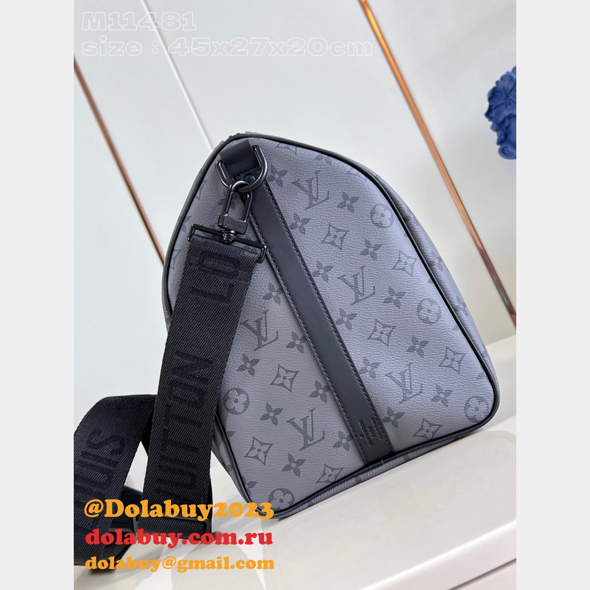 Louis Vuitton Replicas Top Quality M11481 Keepall Bandouliere Men Bag