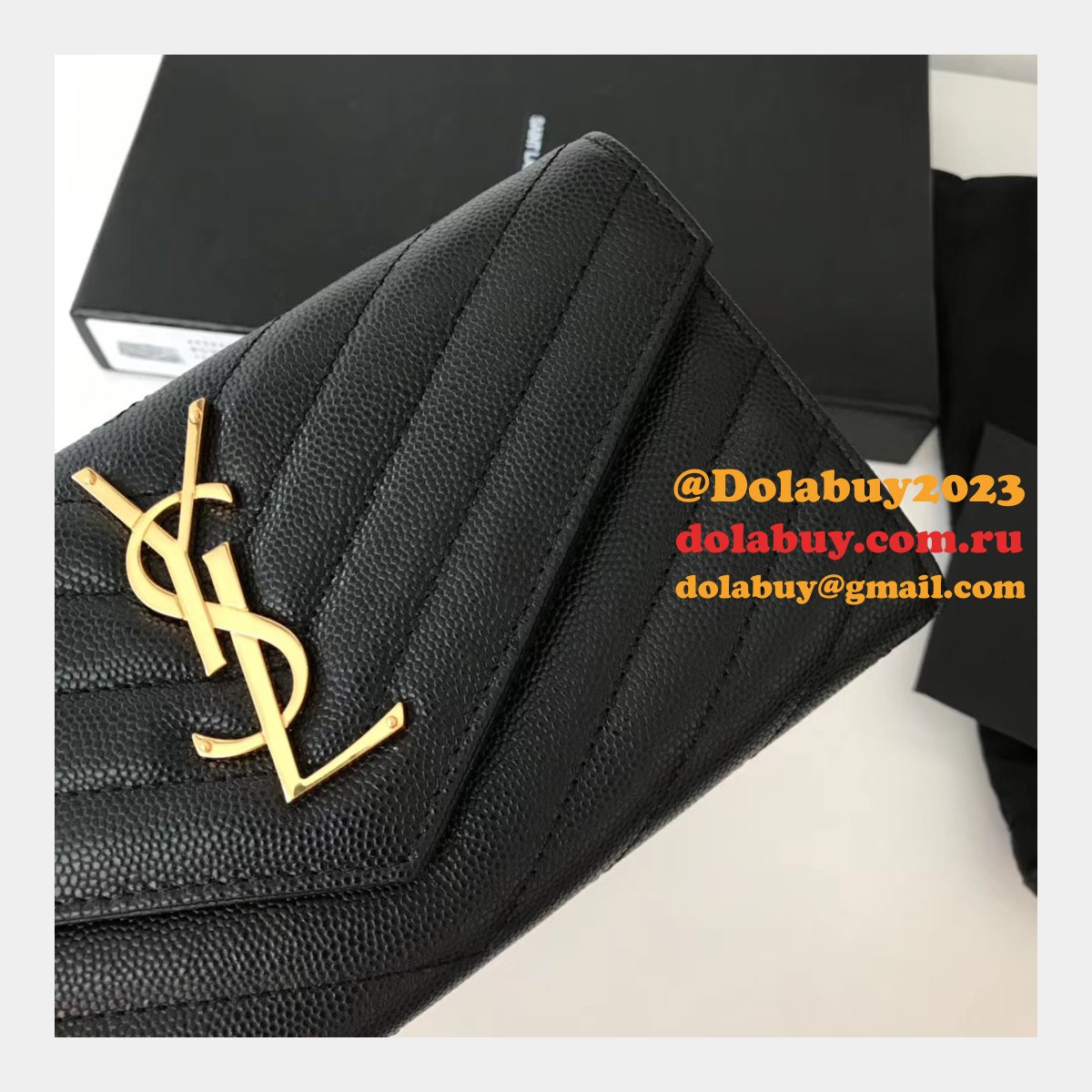 Saint Laurent YSL 403943 Monogram Compact Clutches