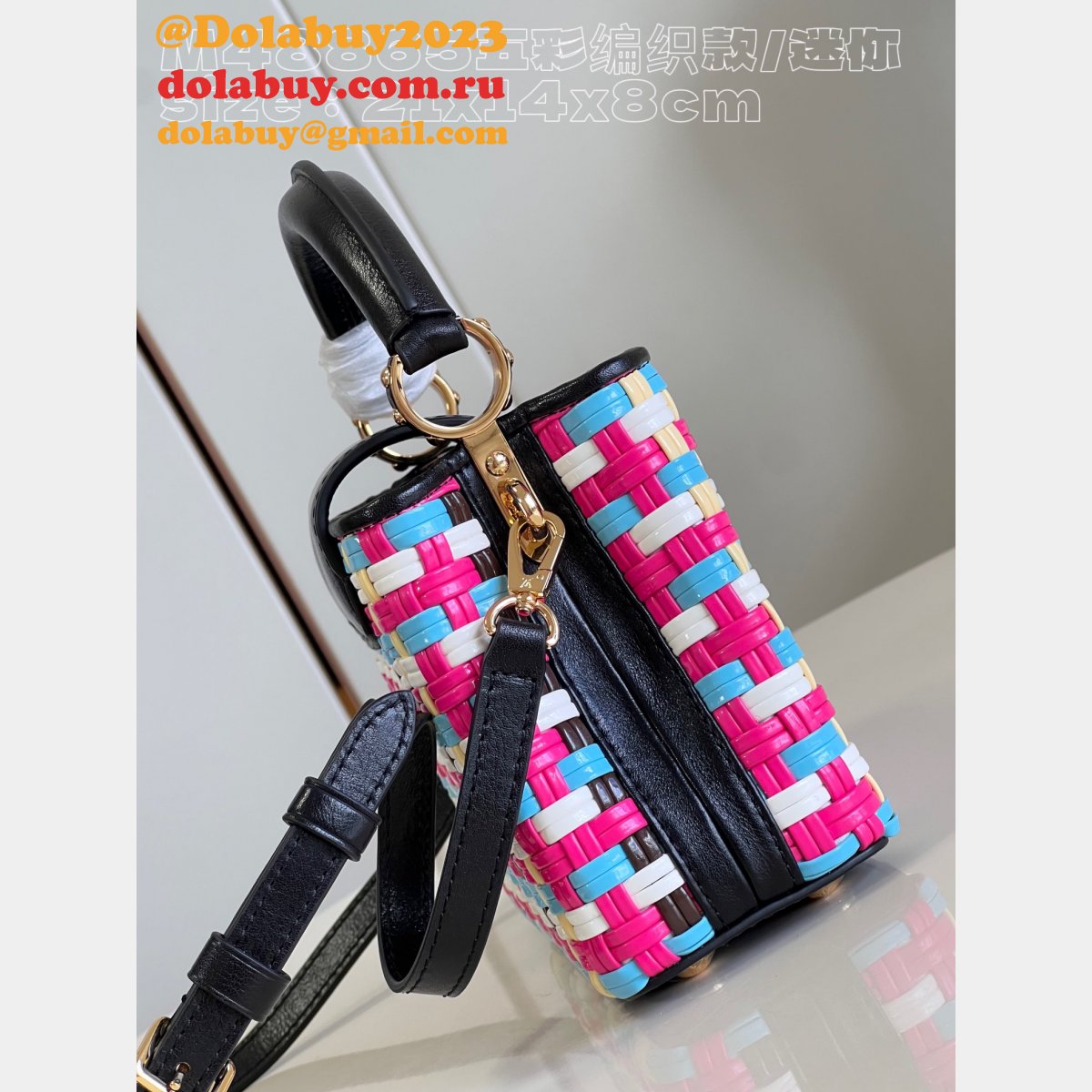 Fashion M48865/M22270 The Capucines Louis Vuitton Replica Bag