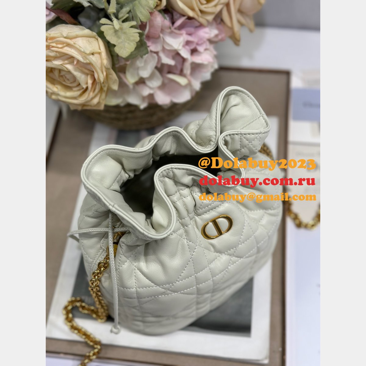 Top Quality Dior Montaigne Drawstring Bucket Bag Small/Mini