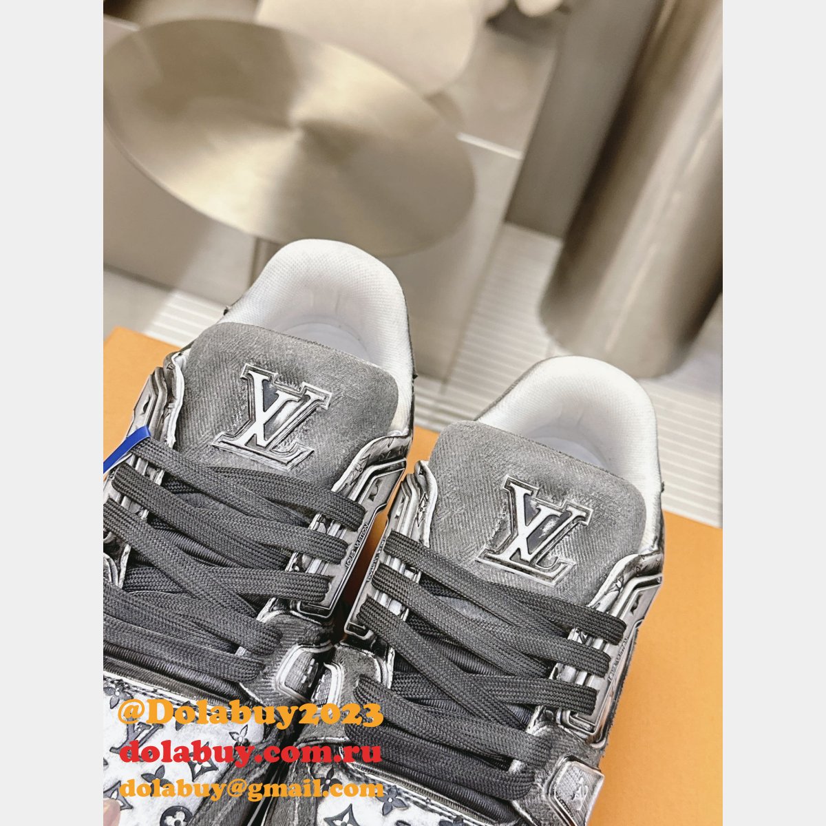 Top Quality Cheap LV Trainer Maxi Line WOMEN/MEN SHOES