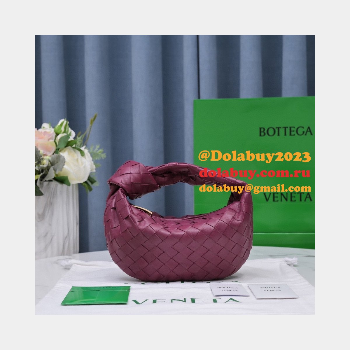Buy First Copy Replica Bottega Veneta Jodie Clutch Bag online from China