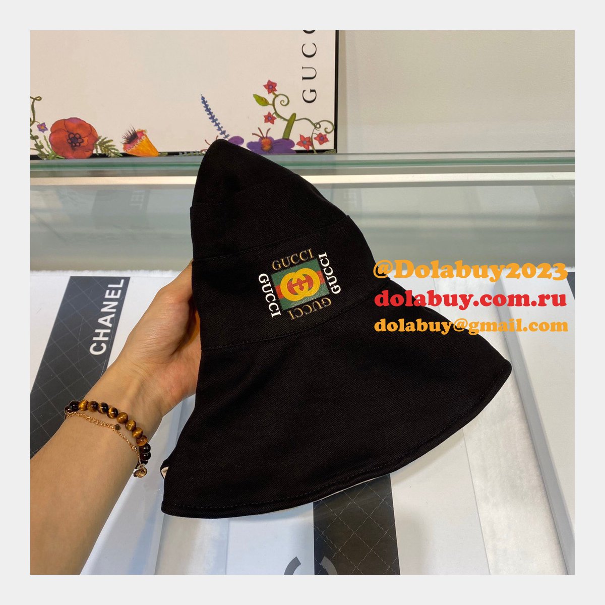 fake G*u*i wearable on both sides hats