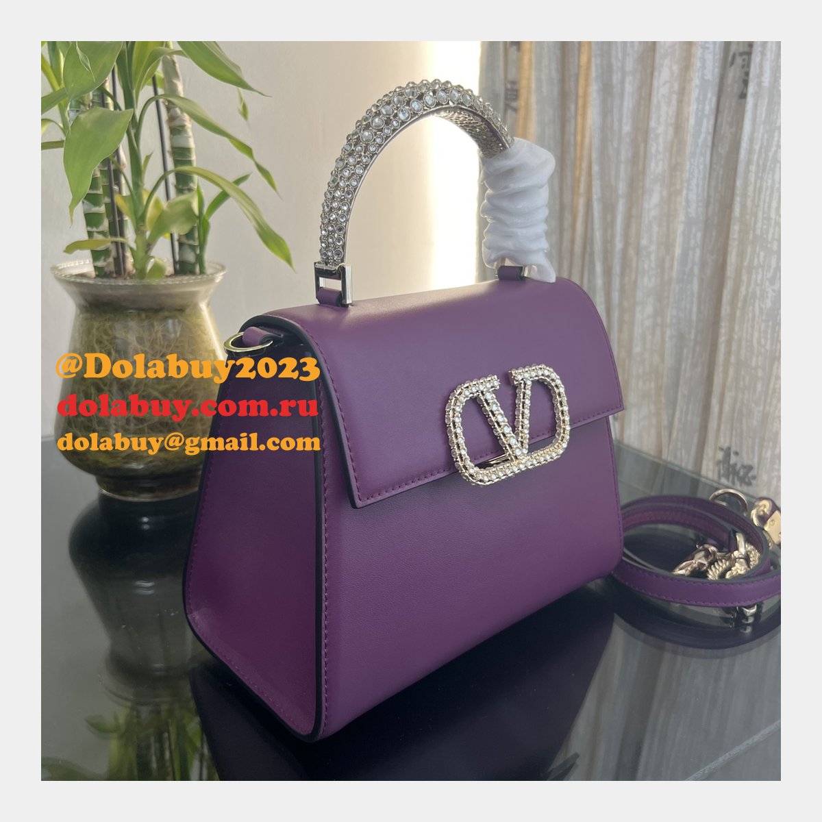 Top Quality Valentino VSLING Small Calf Handbag 2082