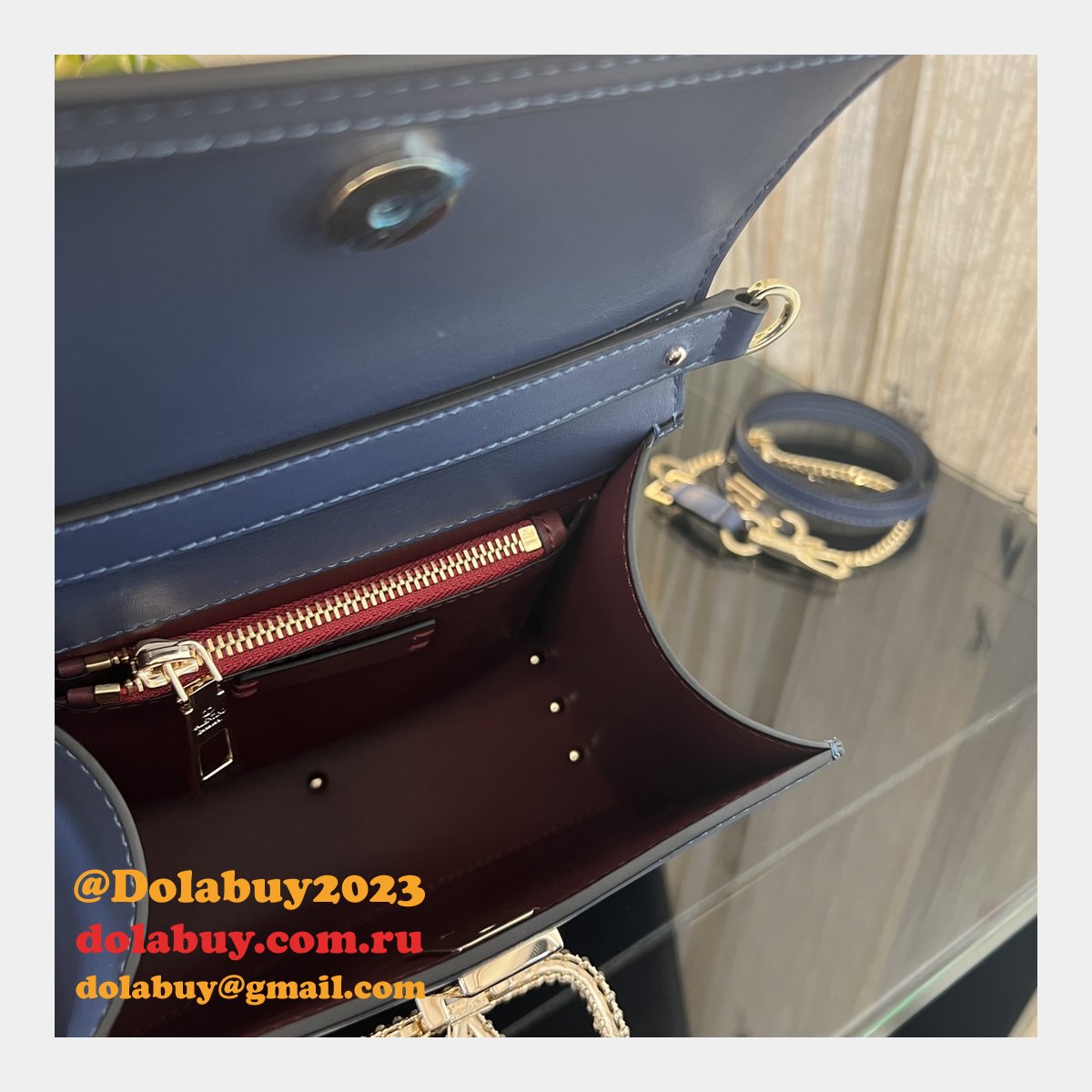 Top Quality Valentino VSLING Small Calf Handbag 2082