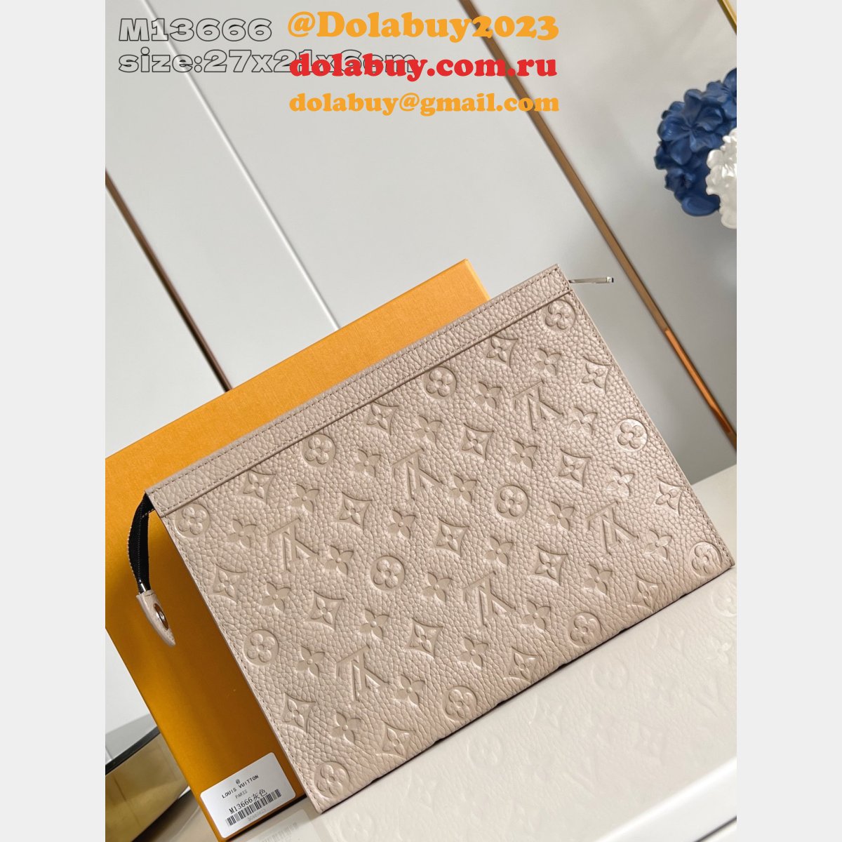 Louis Vuitton Pochette Voyage M13666 Duplicate Taïga Bag