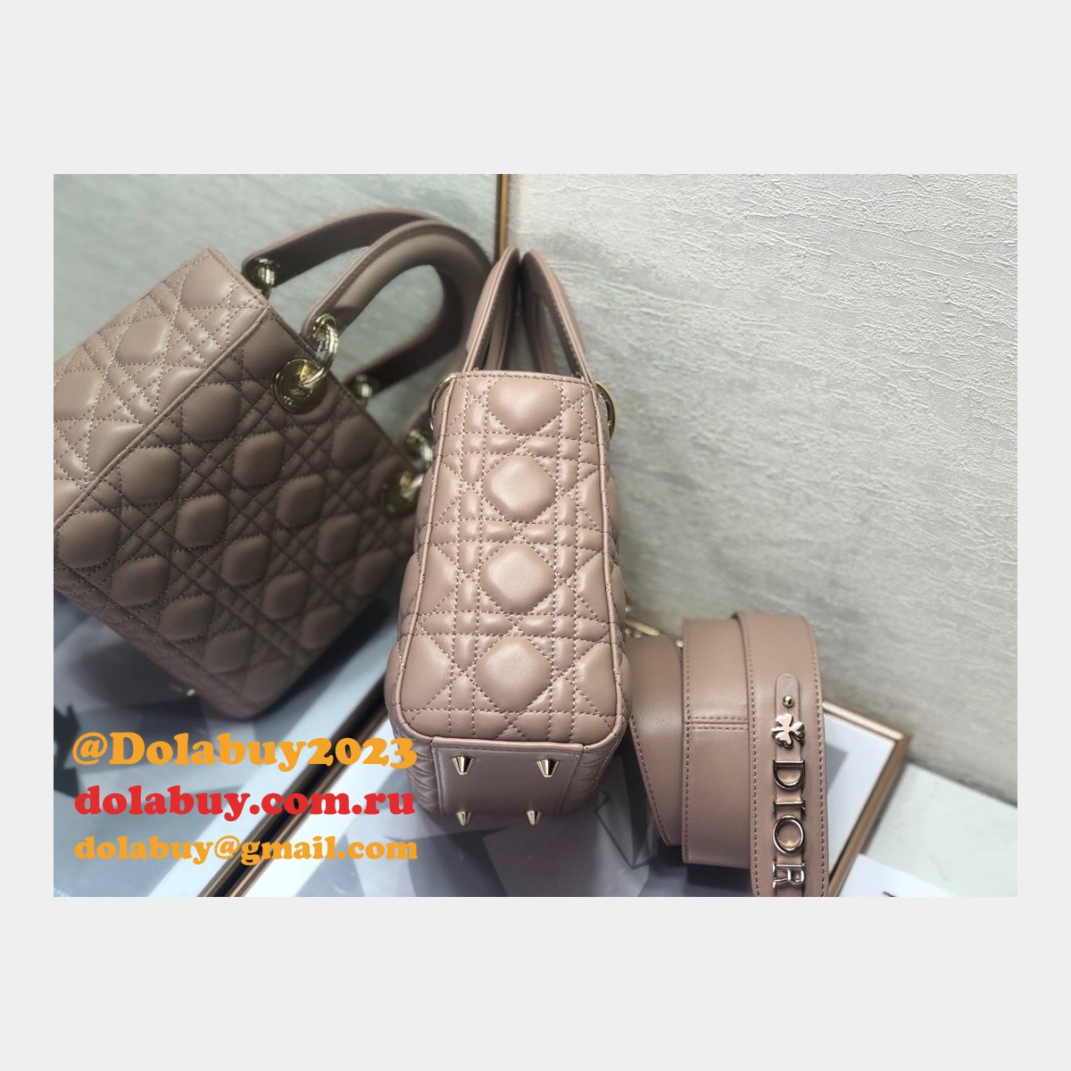 Luxury Christian Dior Lady Dior AAA+ 20CM Fake Bags