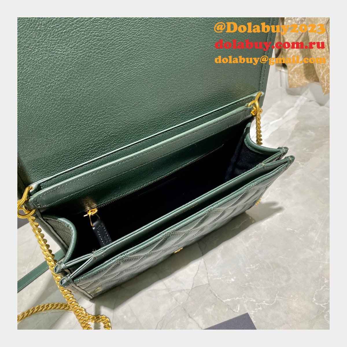 Replicas Saint Laurent Becky Large chain bag in quilted lambskin