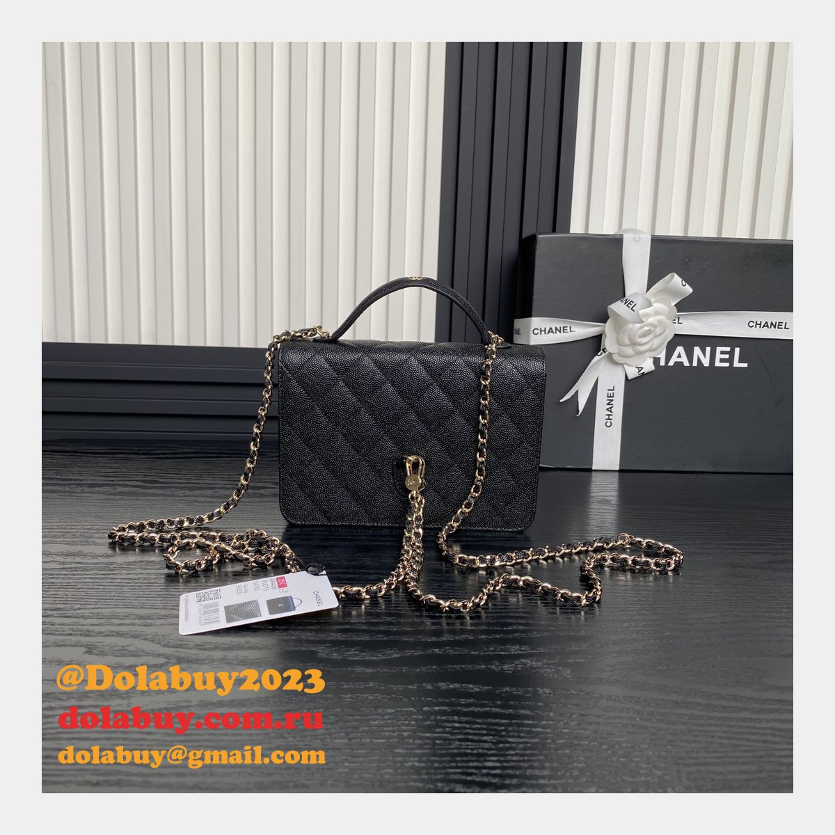 Designer Replcias 25C AP4406 Lychee Leather Black/White Bag