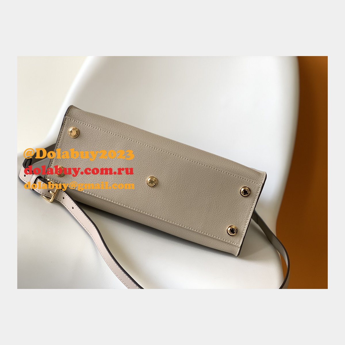 Perfect Louis Vuitton On My Side PM M53823 Handbag