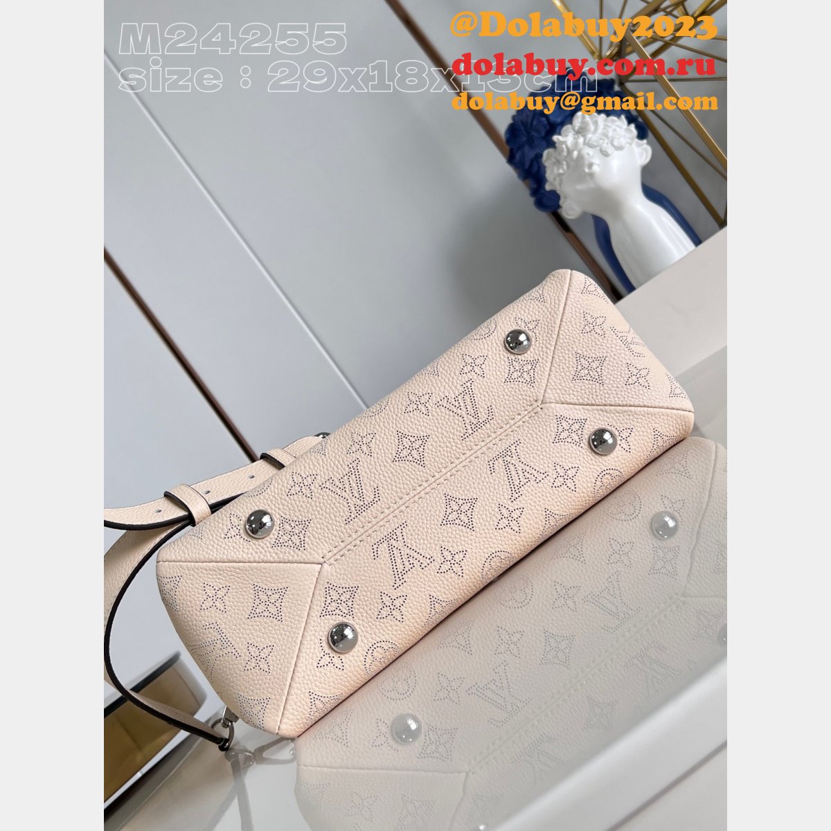 Hand It All PM Mahina Wholesale Fake Louis Vuitton Luxury M24114 Bag