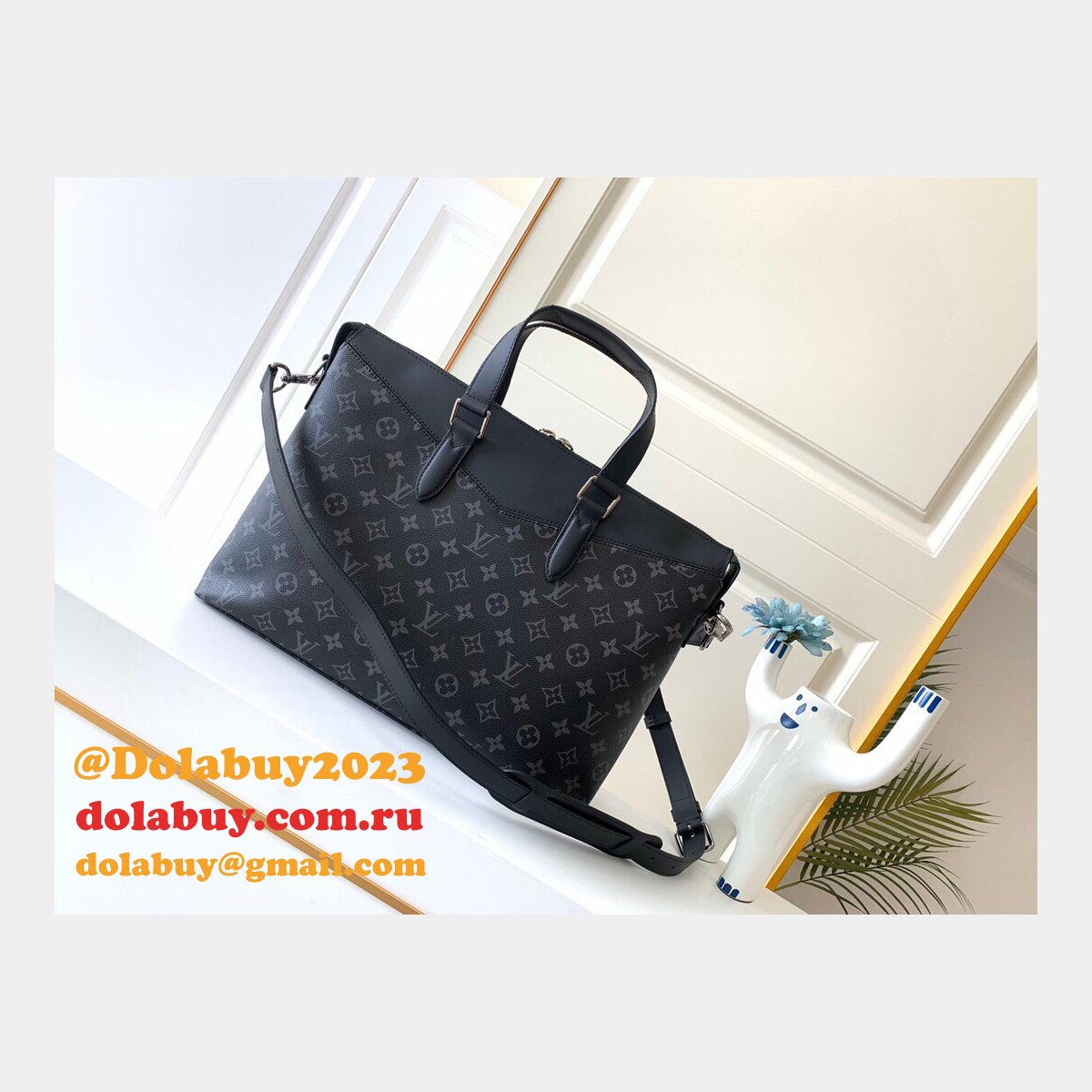 Replicas LV Briefcase Explorer Monogram Eclipse Canvas M40566