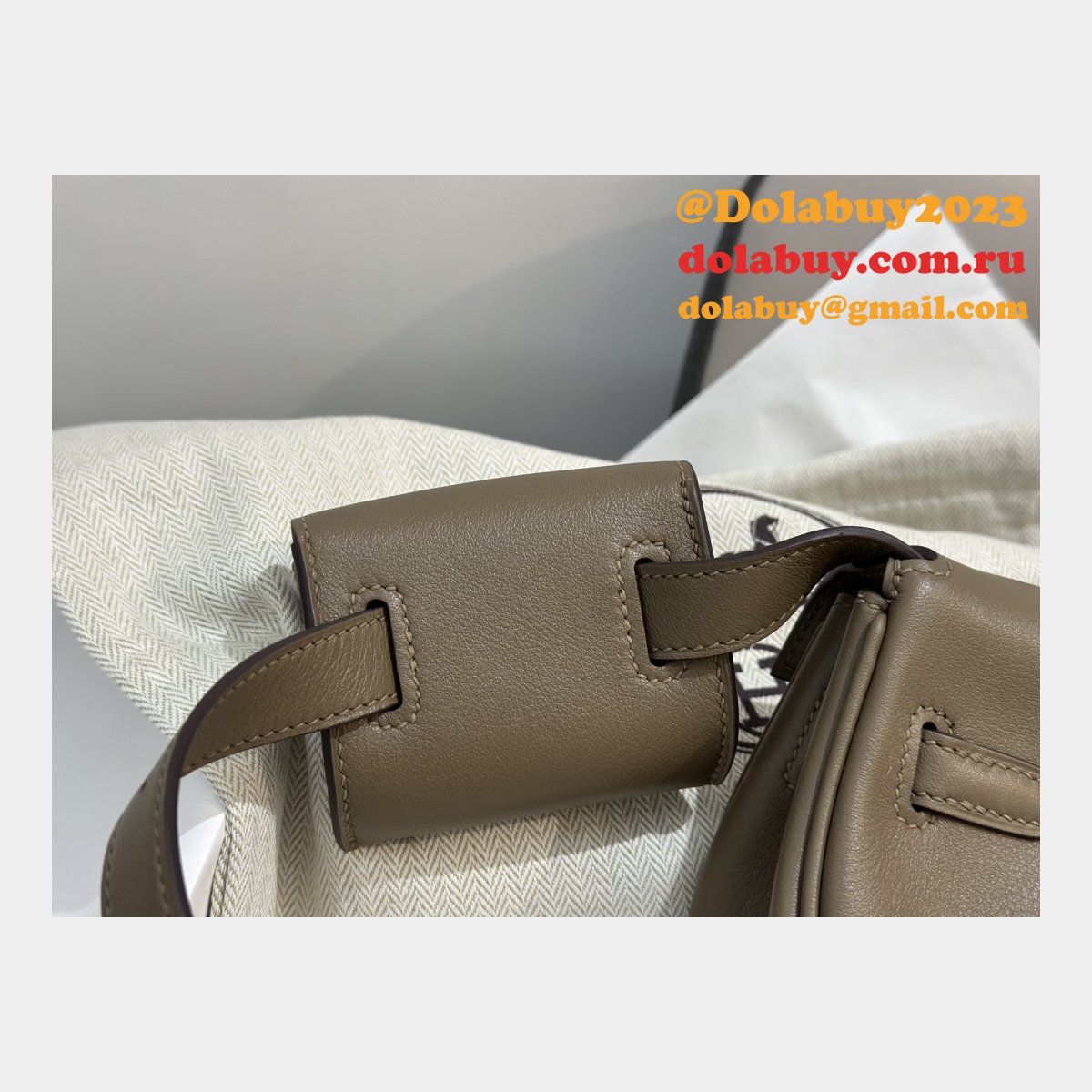 Designer hermes kelly moove 17cm swift leather Luxury bag