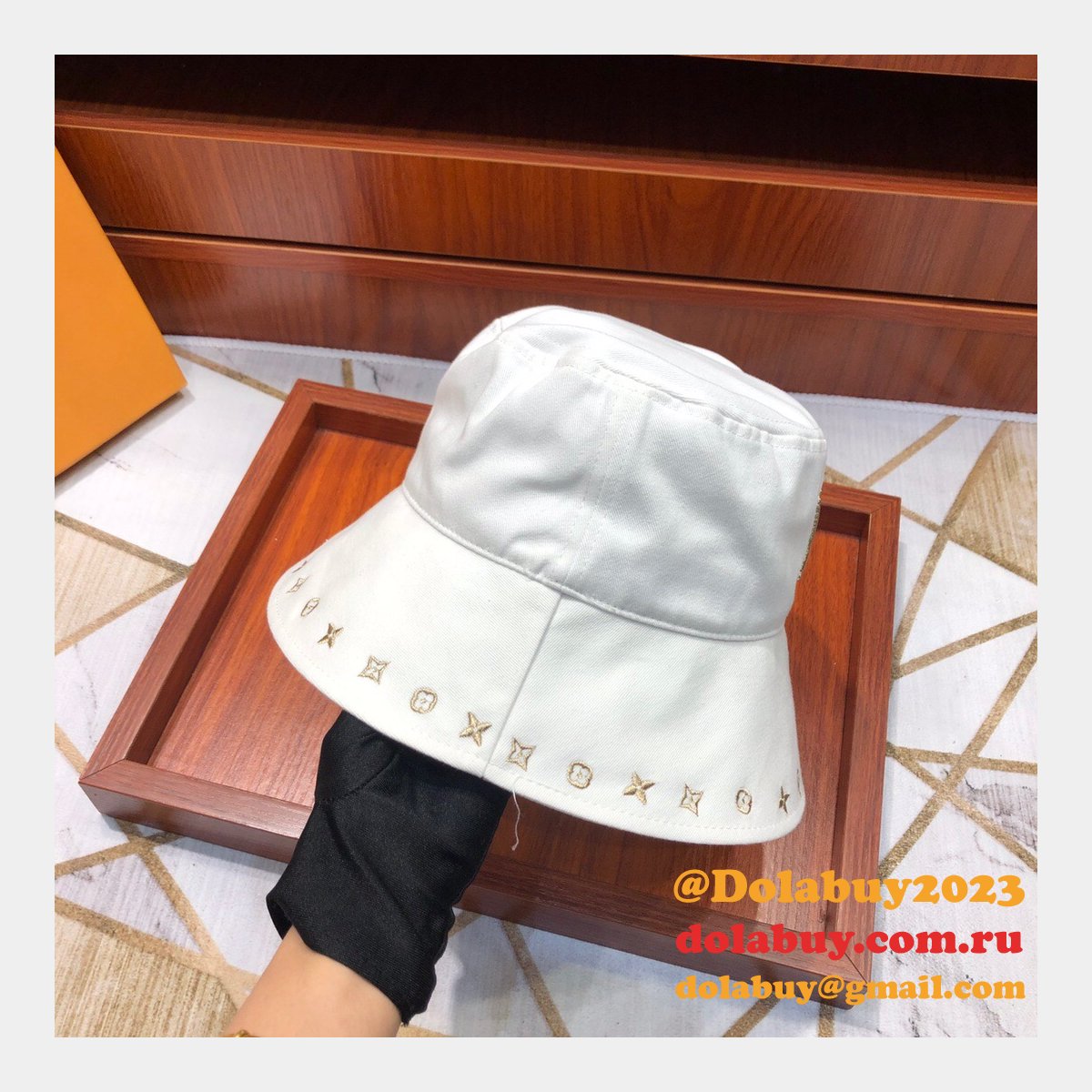 Louis Vuitton Embroidered fisherman bucket hat