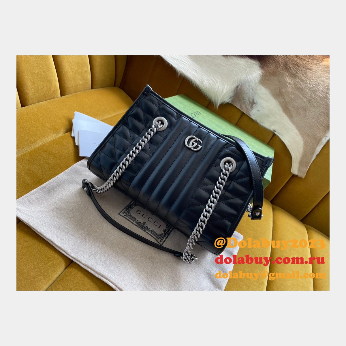 high quality G*u*i replica 681483 black small gg marmont tote bag