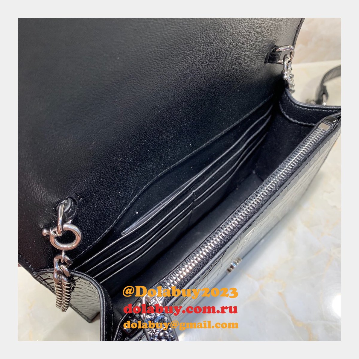 Replicas YSL Monogram chain wallet black 19cm grain de poudre