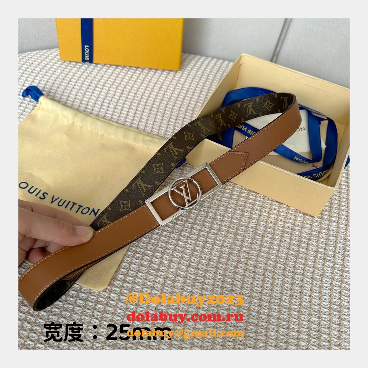 Designer Louis Vuitton Dauphine 25mm Reversible Belt