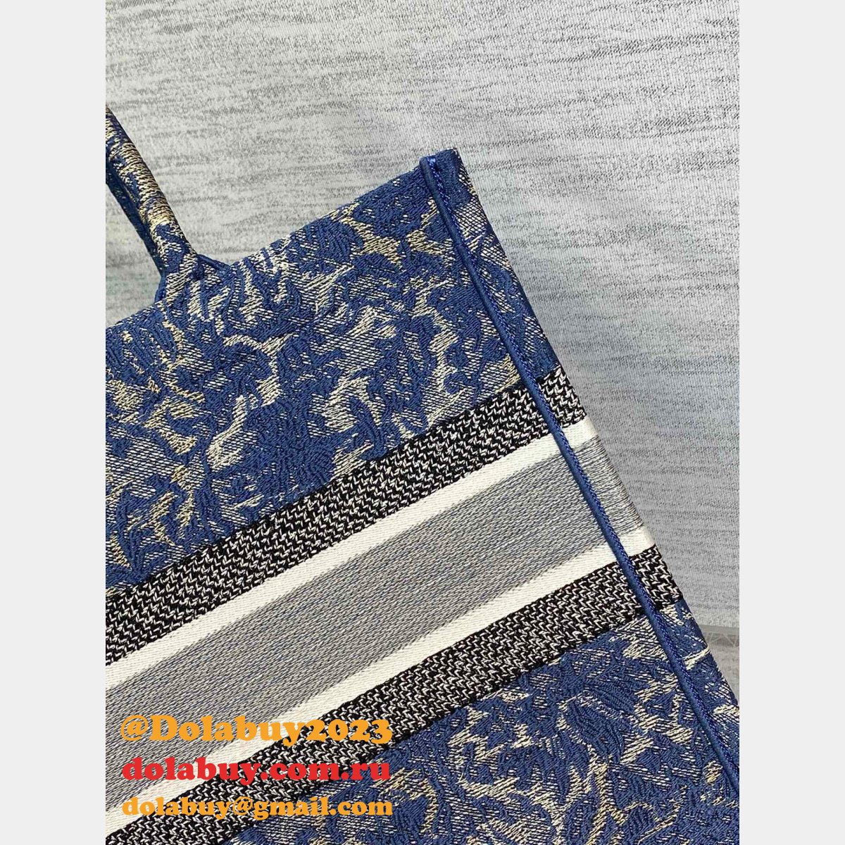 Christian Dior 36/41.5CM AAA+ Replica Canvas Book Tote Bag