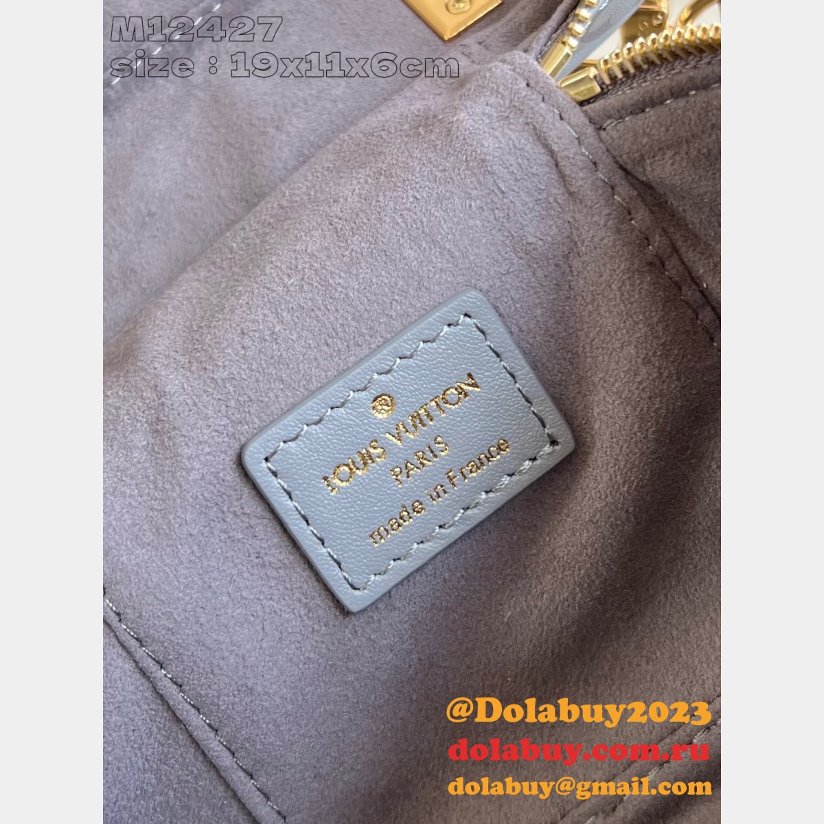 UK Louis Vuitton Replica Vanity Chain Pouch Fashion M12427 Bag