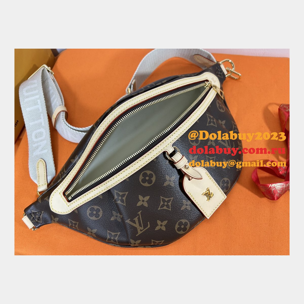 High Rise Monogram Fashion M46784 Louis Vuitton Shoulder Fake Bag